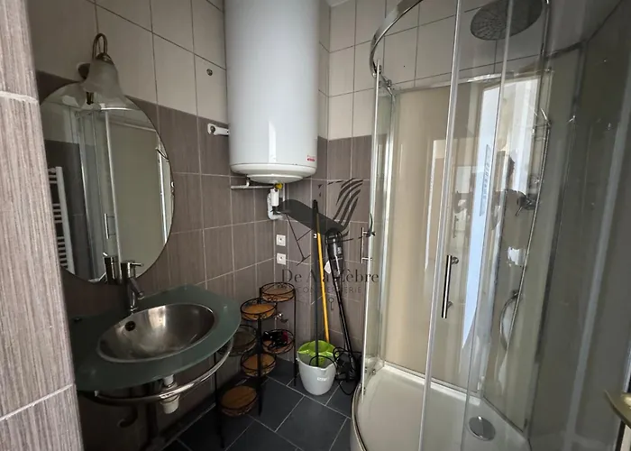 Aristide 5 - Idealement Situe Фура